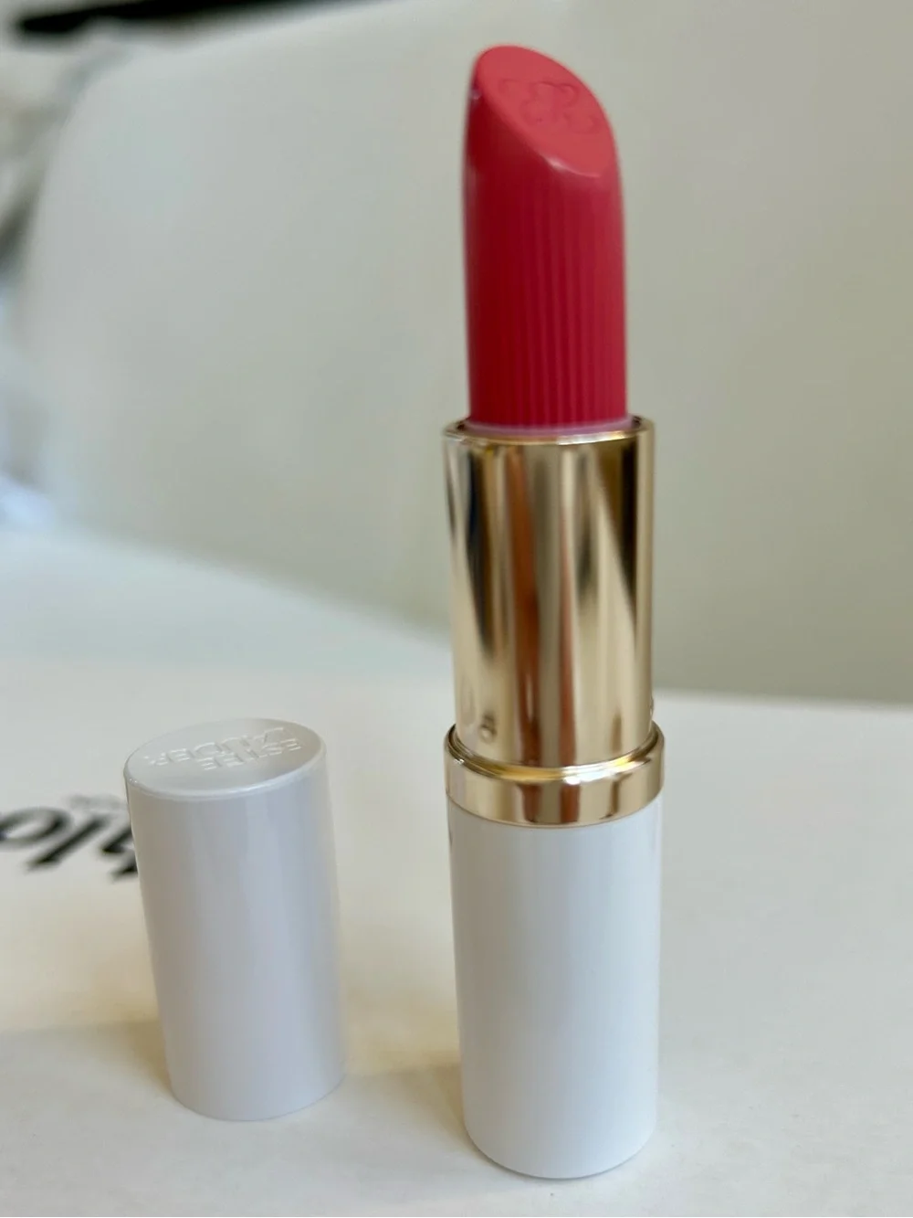 Estée Lauder Pure Color Lipstick 260 Eccentric